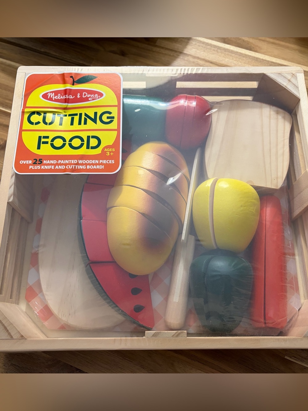 NWT: Melissa and Doug cutting food set